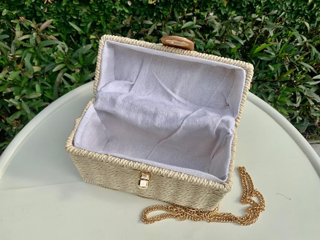 Beautiful small purse made from natural fibers